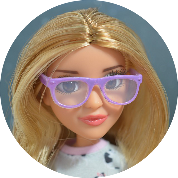 Jan (aka TheGlassyLass)